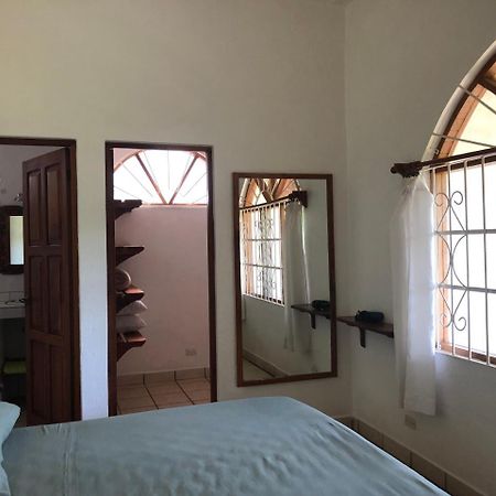Hotel Flores (Adults Only) Tamarindo Exteriör bild