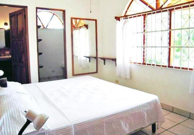 Hotel Flores (Adults Only) Tamarindo Rum bild