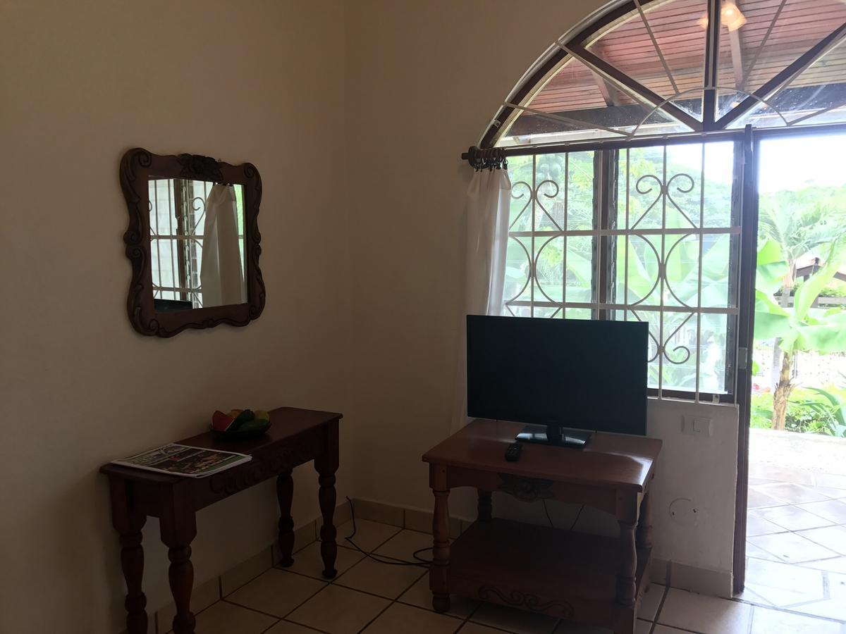 Hotel Flores (Adults Only) Tamarindo Exteriör bild
