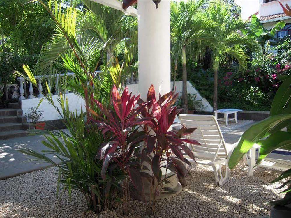 Hotel Flores (Adults Only) Tamarindo Exteriör bild